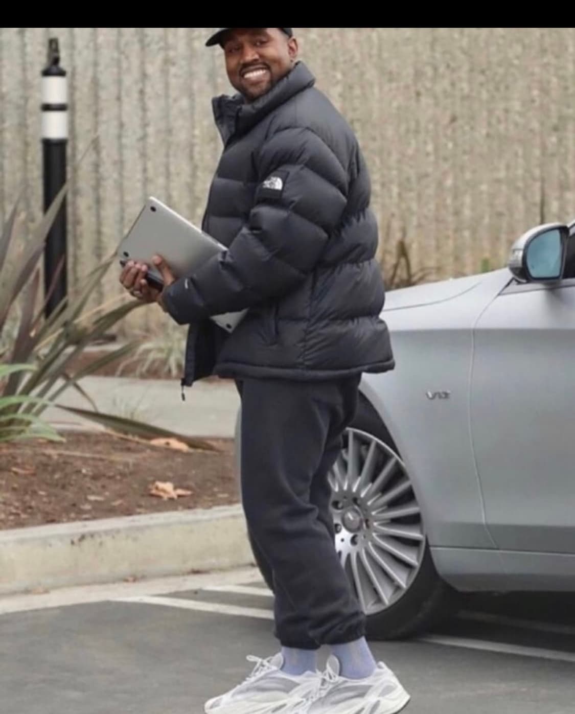 노스페이스 1992 눕시 칸예 패딩 아스팔트 그레이 상품이미지1