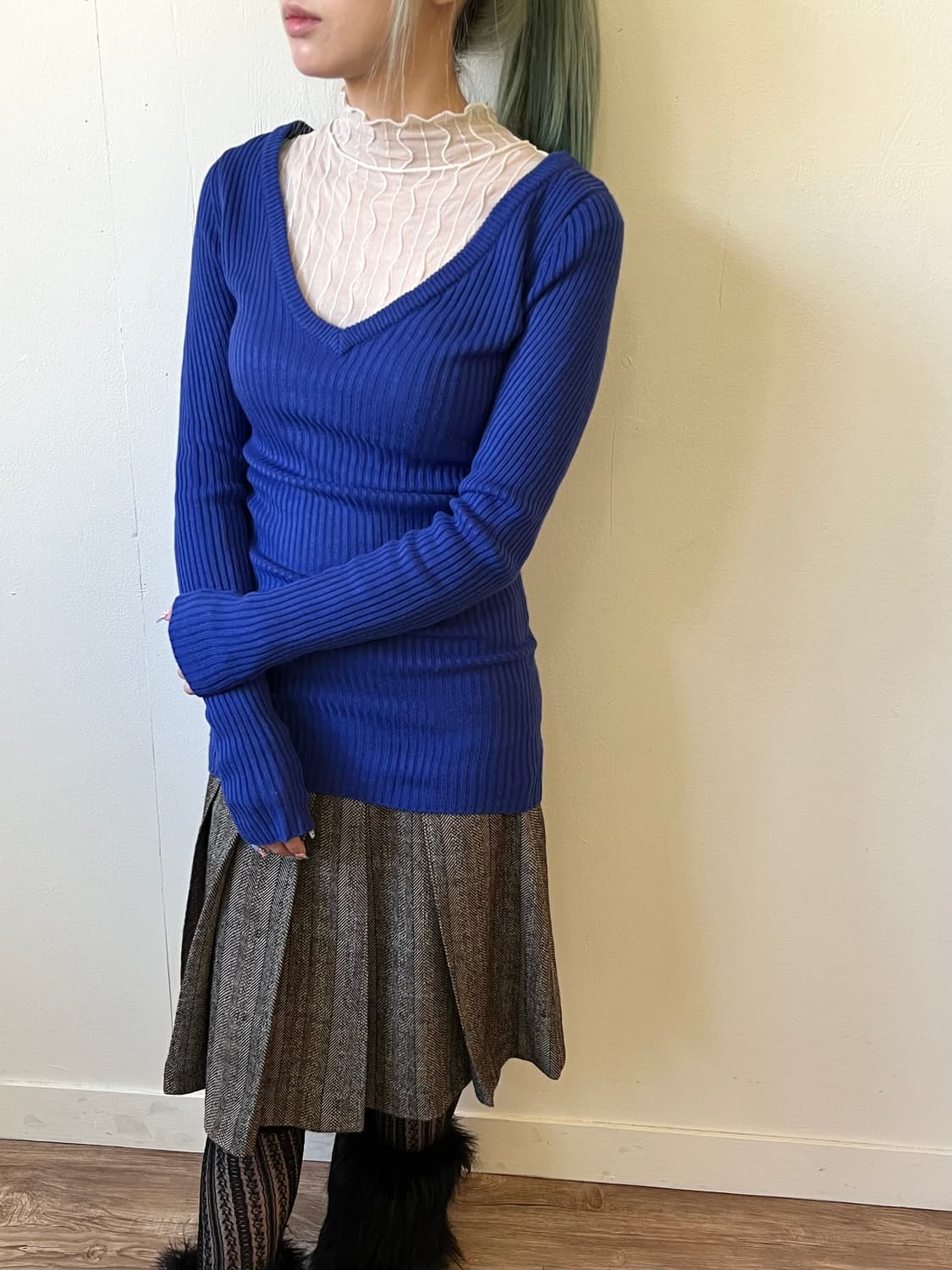 FLOWER CIRCLE 코랄블루 롱 스웨터 상품이미지6