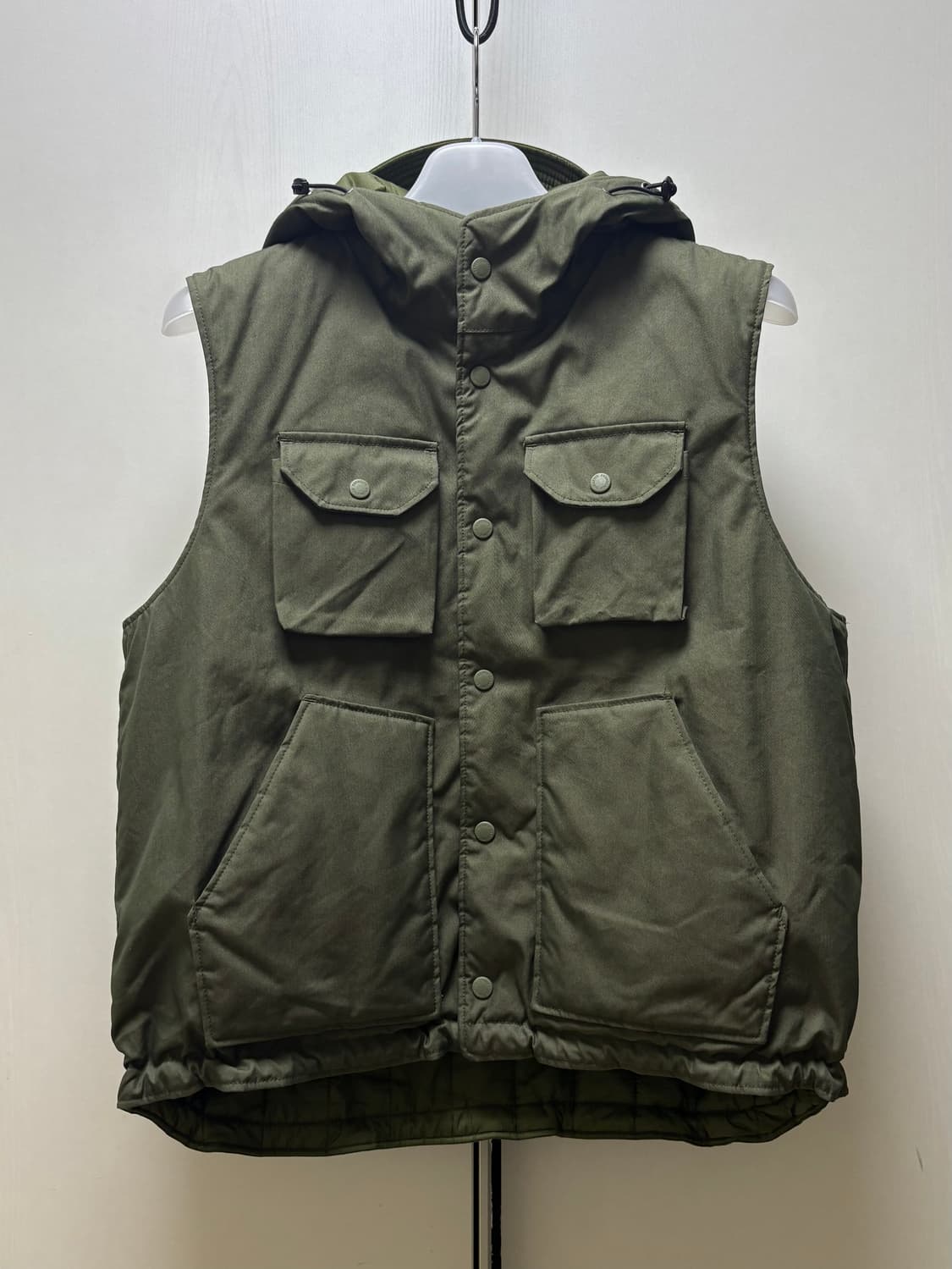 새상품급) 엔지니어드 가먼츠 필드 베스트 올리브 S 상품이미지1