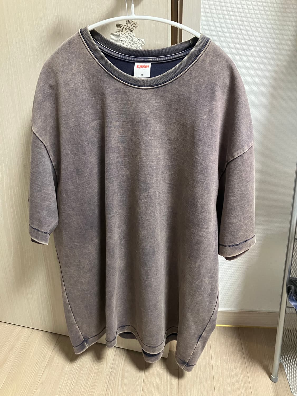 (XL) 블랙아웃 워싱 블리치 티셔츠 상품이미지1