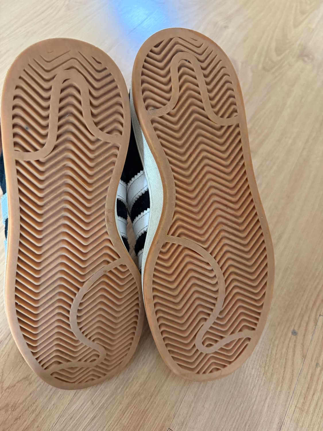 아디다스 캠퍼스 00s 코어 블랙 클라우드 화이트 235mm 상품이미지5