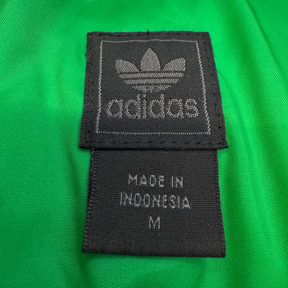 아디다스 초노 파이어버드 덕다운 올드스쿨 푸퍼 패딩 상품이미지4