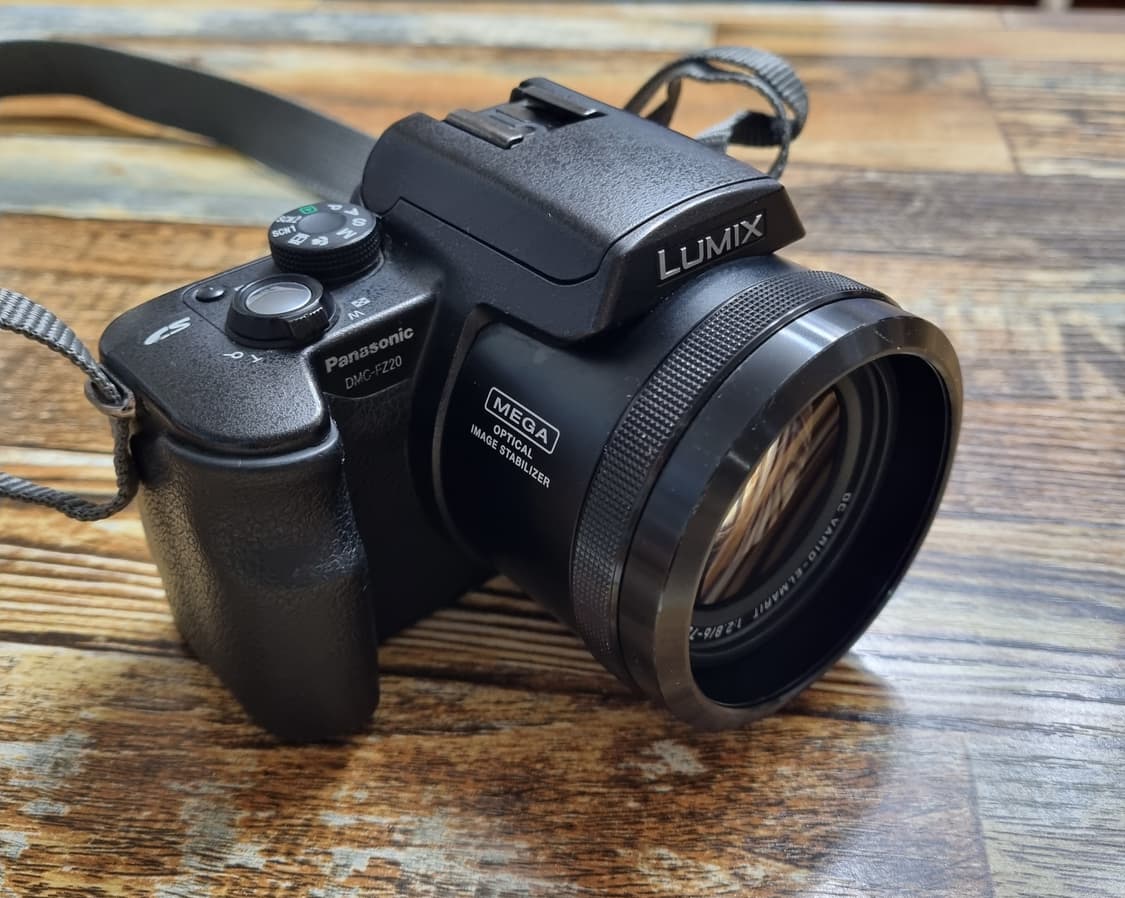 파나소닉 하이엔드 카메라 dmc-fz20 팝니다. 상품이미지1