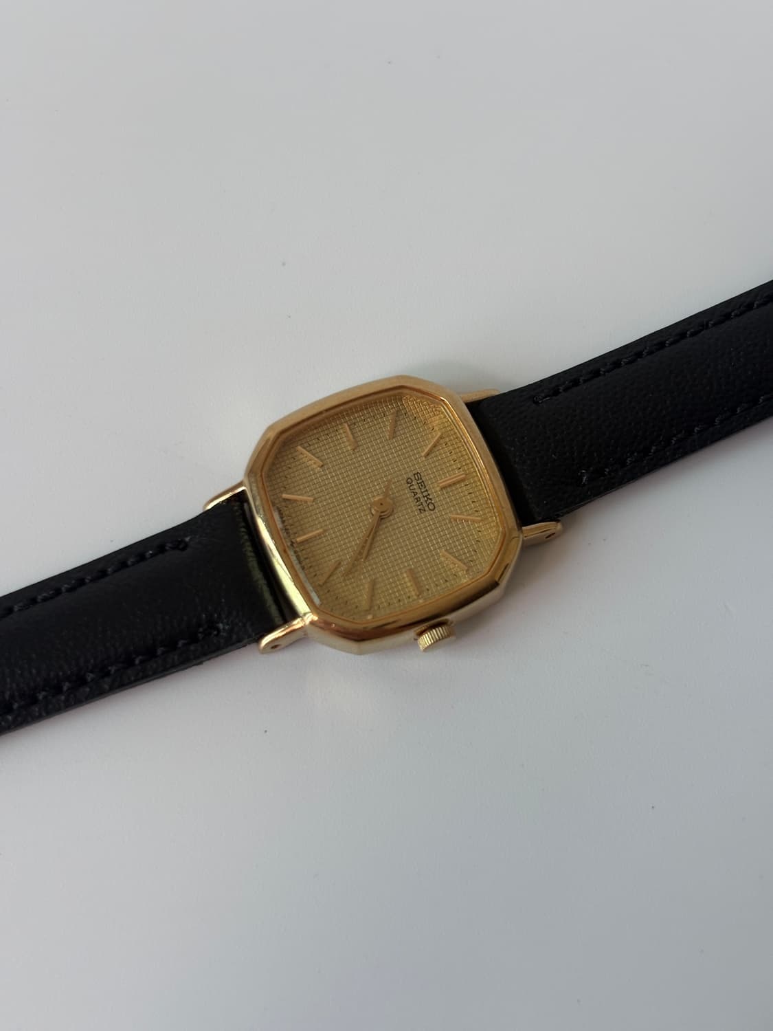 1980s Texture Dial Gold Ladies Quartz 상품이미지3