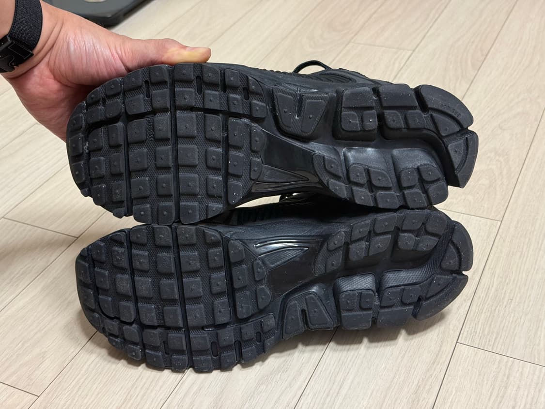 나이키 줌 보메로 5 280 올검 블랙 상품이미지8