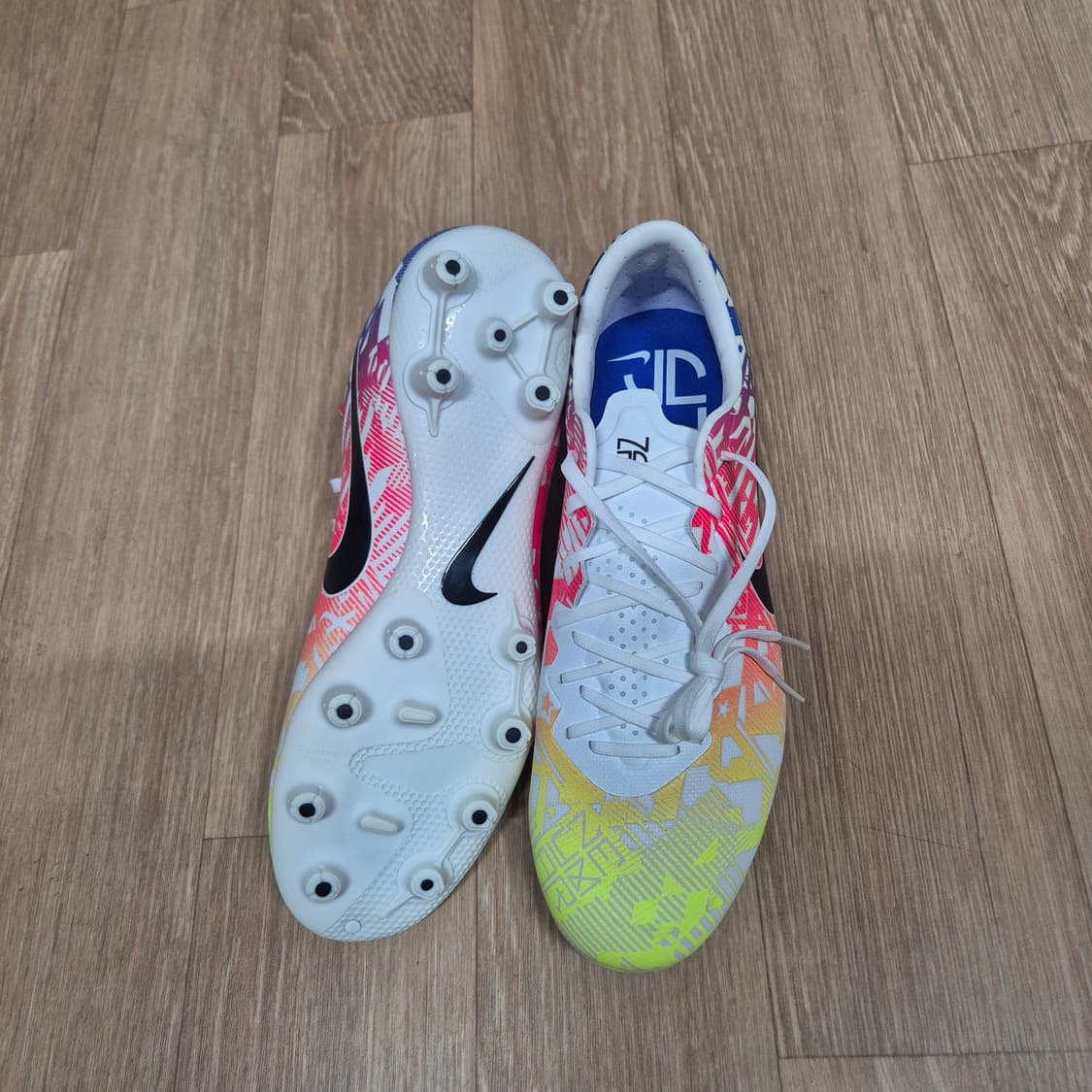 나이키 축구화 CD4645-104 260mm 상품이미지2