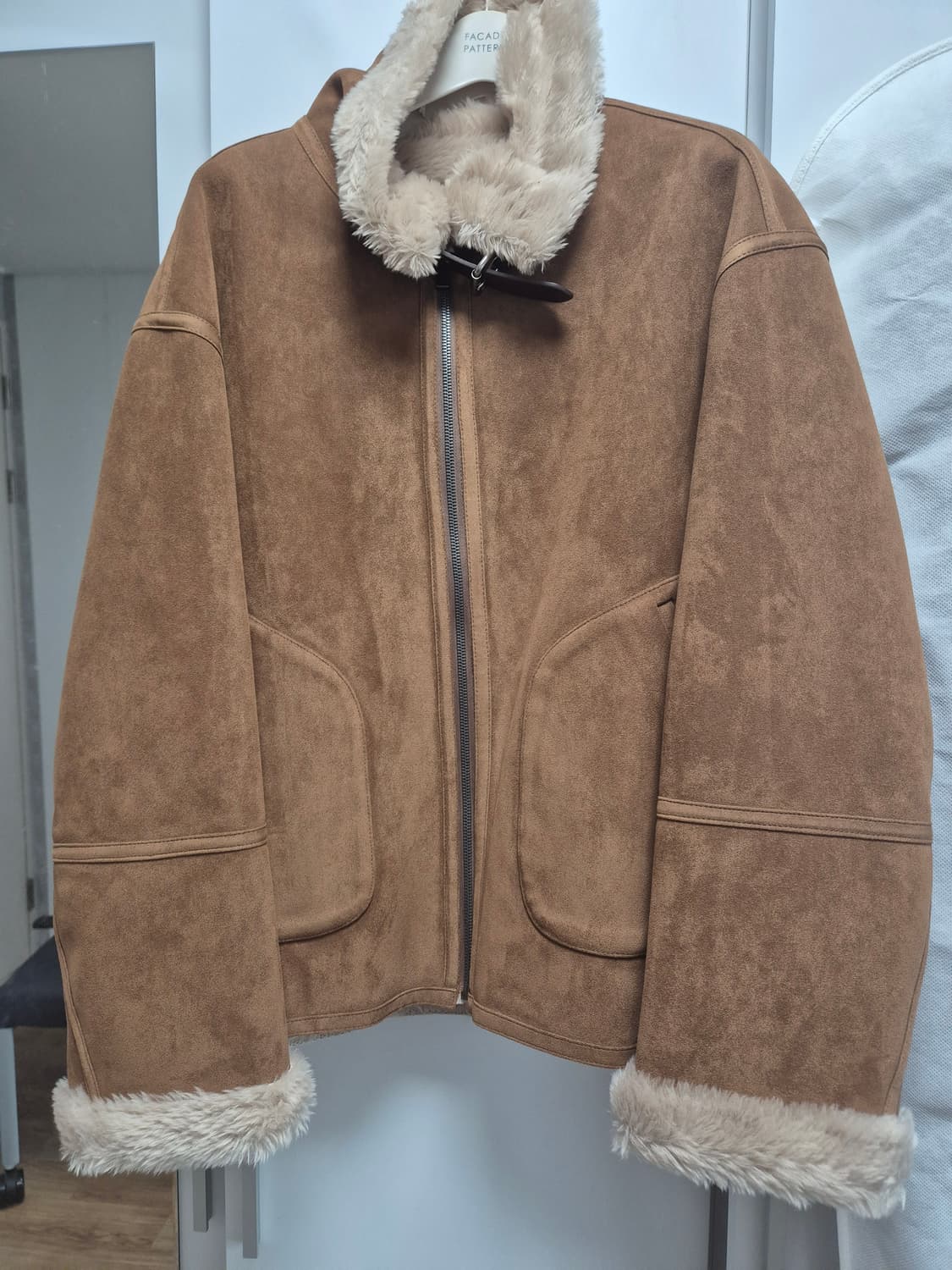 25년 신상 파사드패턴 무스탕 판매 -새상품급 -33만 -최종가 상품이미지4