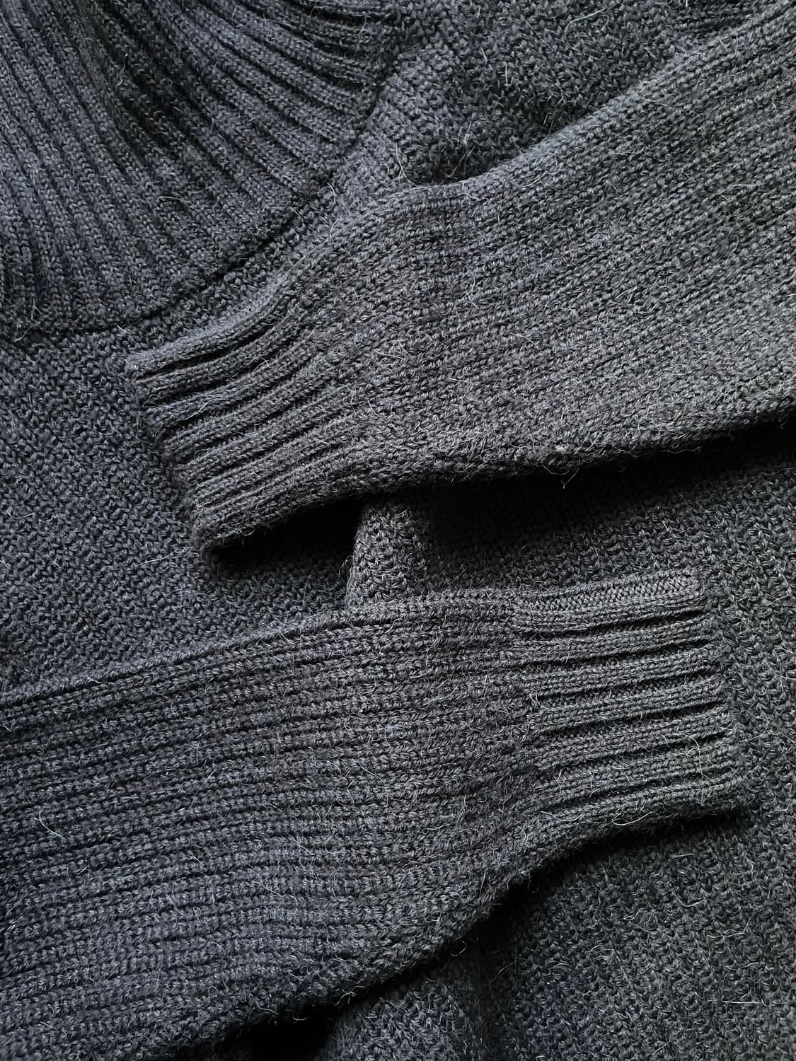 피그벨 울 터틀넥 니트 네이비 2사이즈 상품이미지7