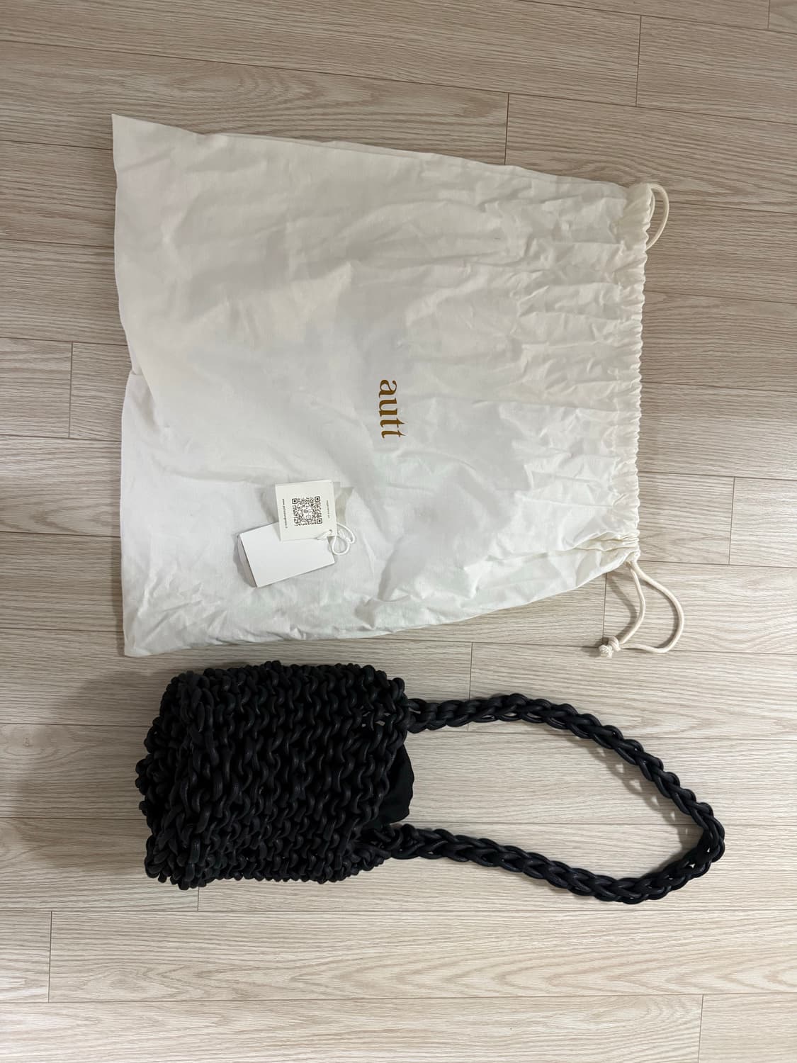 autt 어트 메이즈백 블랙 상품이미지1