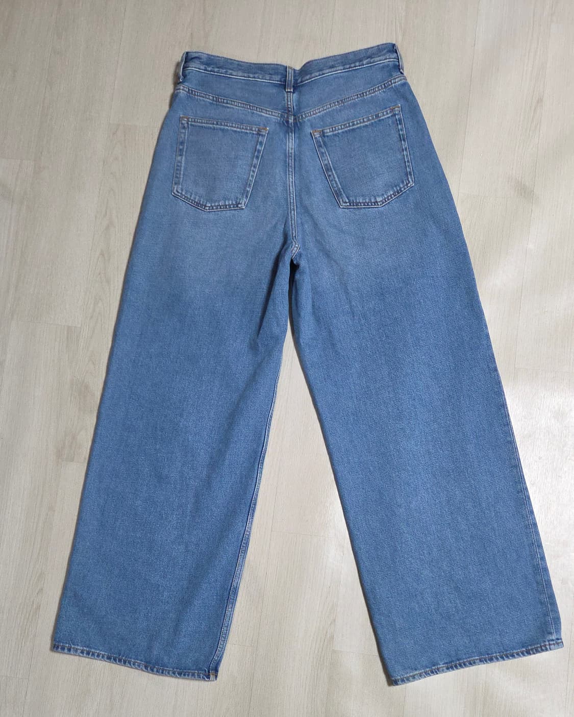 (착샷) COS 코스 와이드 데님  상품이미지5