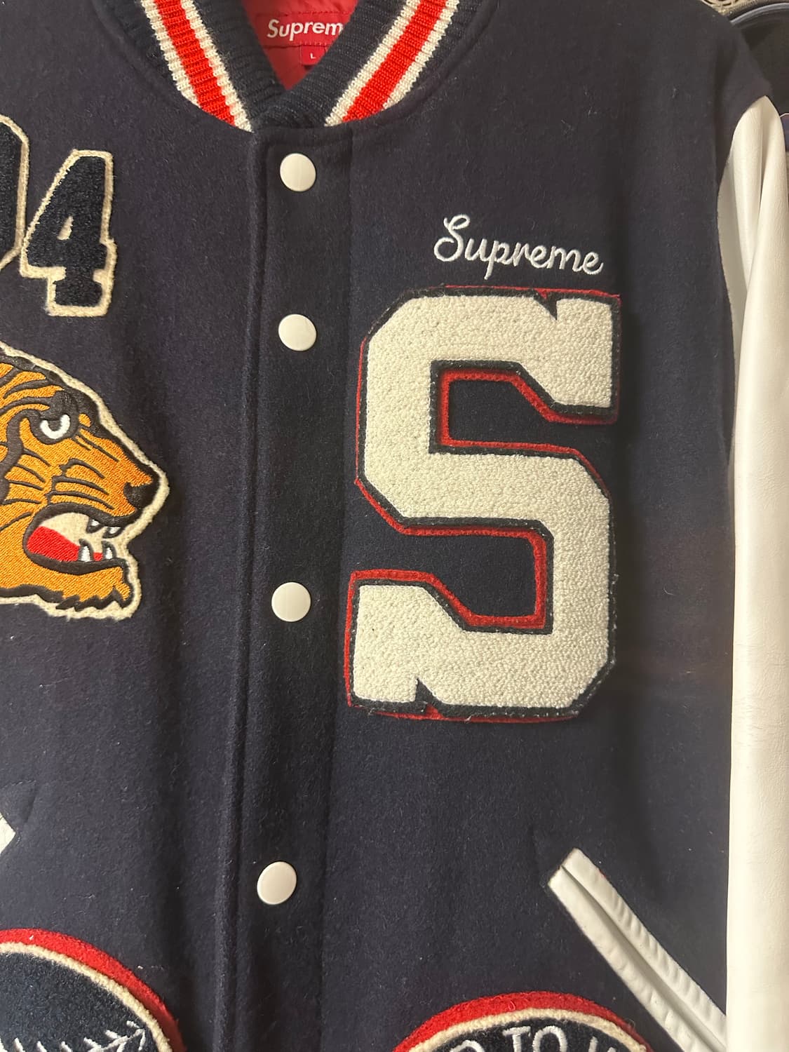 supreme 2009fw tiger varsity jacket 상품이미지3