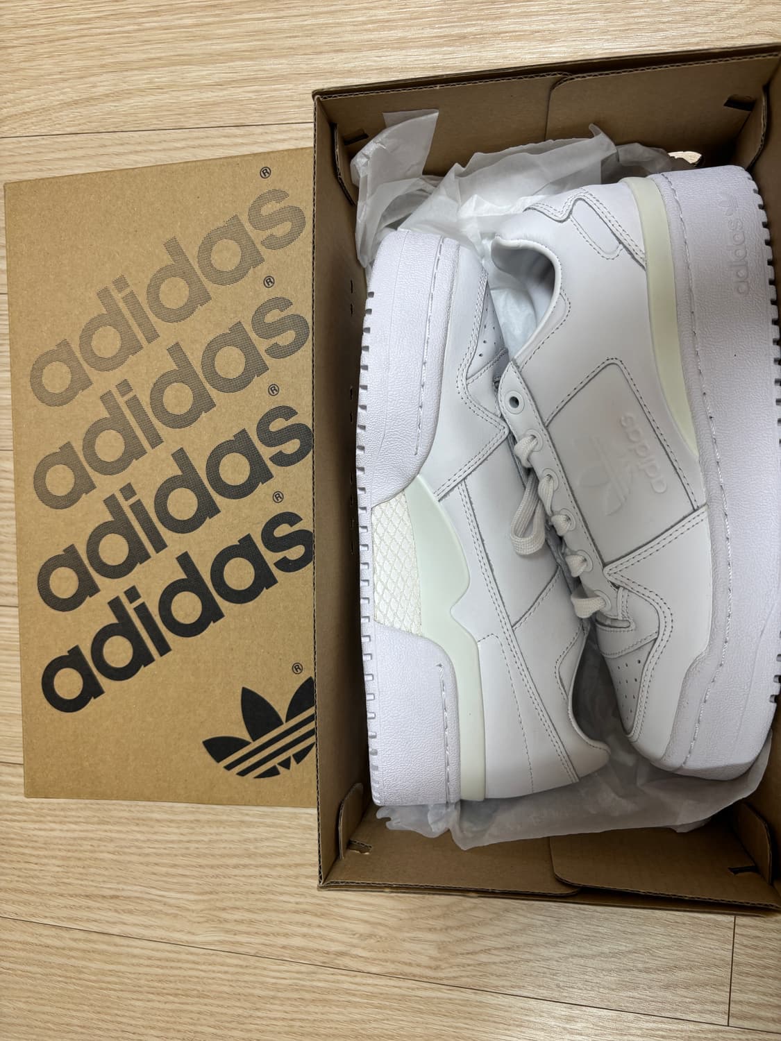 아디다스 포럼 볼드 클라우드 235 상품이미지1