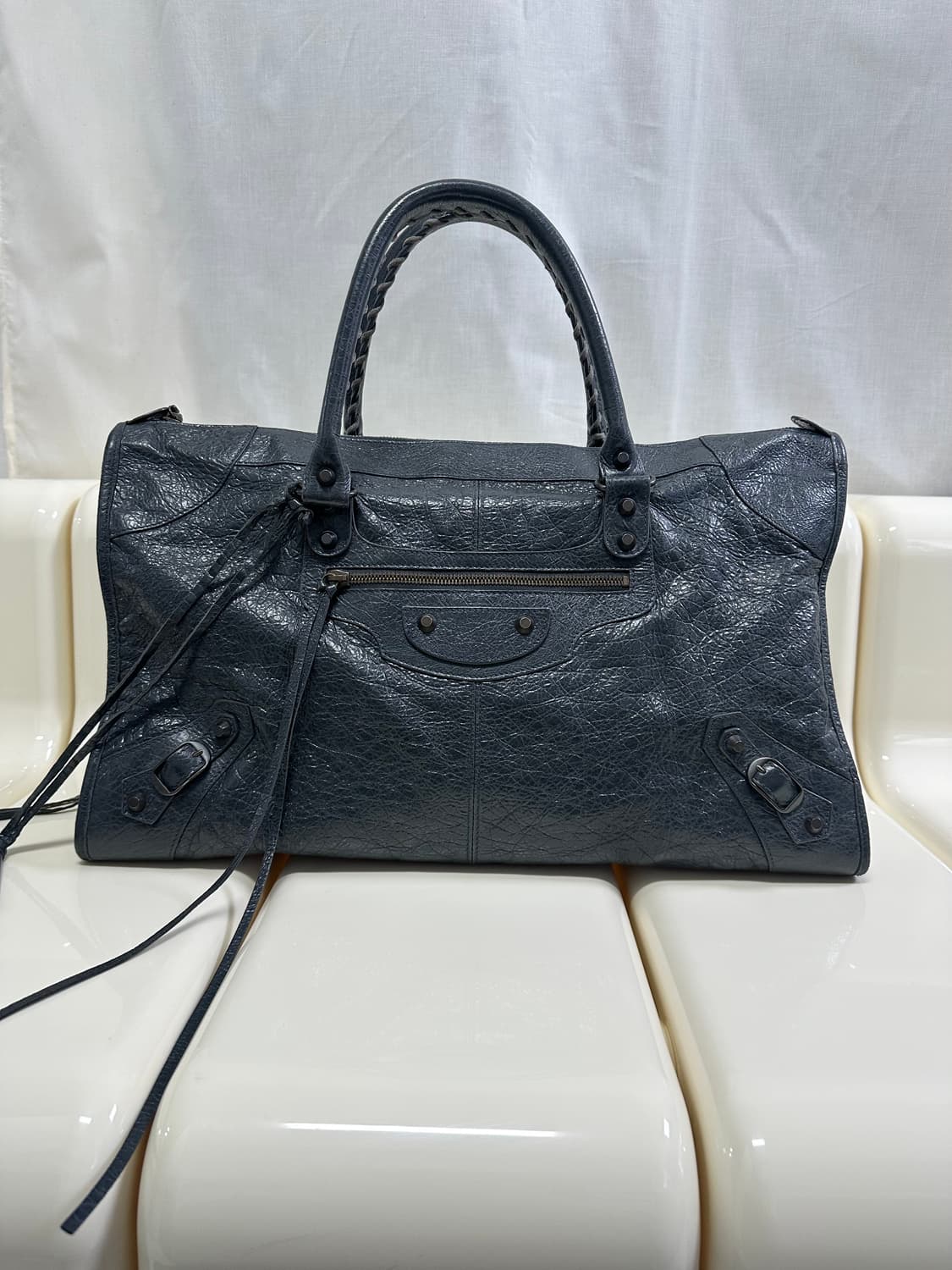 ❌거래중[A+ 정품] 발렌시아가 시티 모터백 라지 다크그레이 상품이미지2