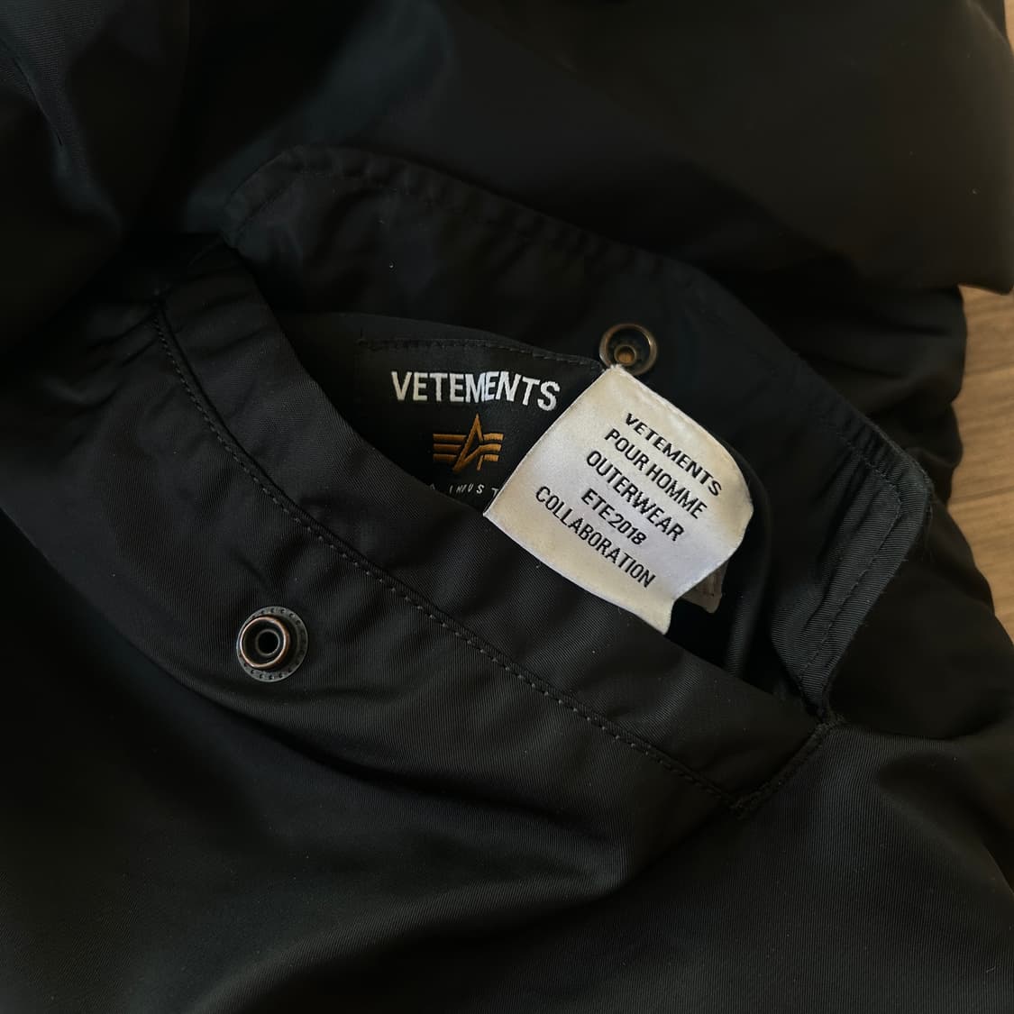 베트멍 X 알파인더스트리 후드 봄버자켓 상품이미지4