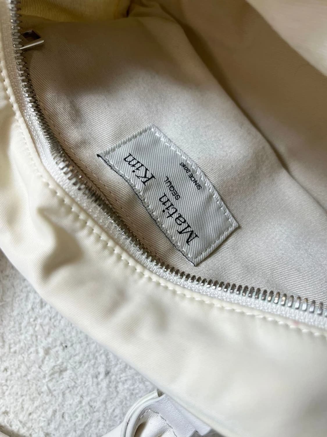 마뗑킴 23ss 베이비 스포티 크로스백 A1694 상품이미지8