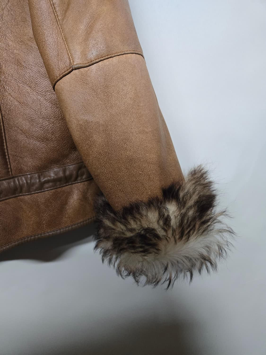 Rugby 양가죽 퍼 트리밍 무스탕 자켓 여105 상품이미지5