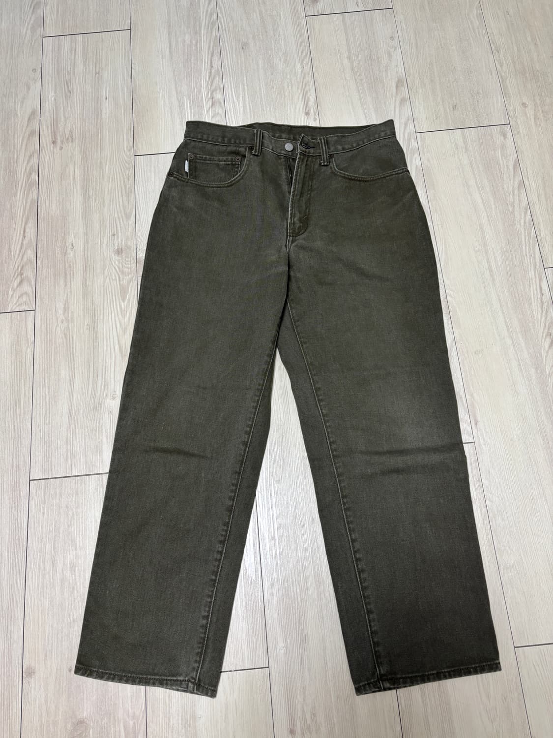 디스이즈네버댓 레귤러 진 올리브 상품이미지1