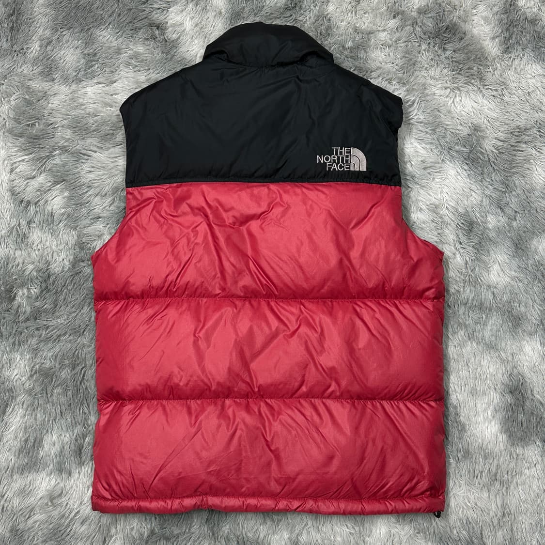 노스페이스 700 눕시 패딩조끼 레드  상품이미지3
