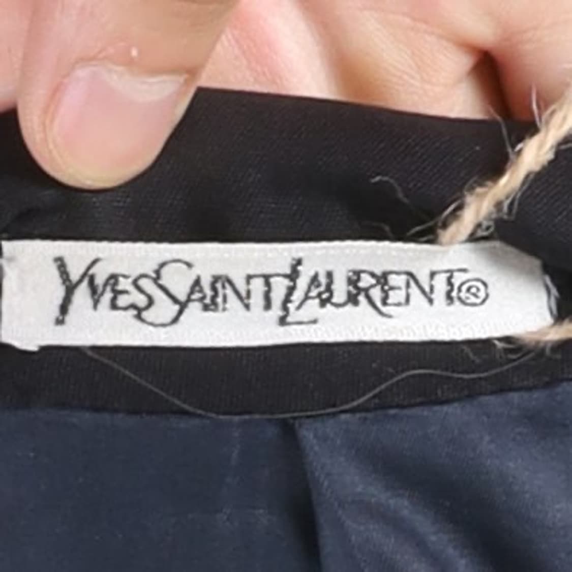 Yves Saint Laurent Wool 2B Blazer  상품이미지7