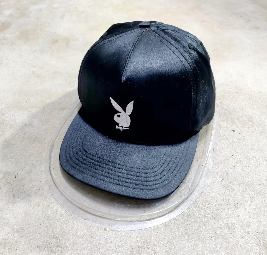 #필독# 슈프림x플레이보이 캡 상품이미지1