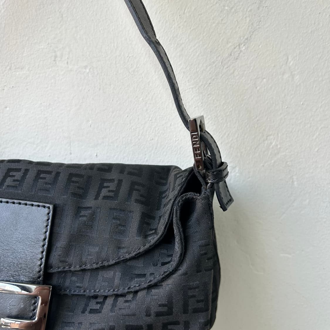 16268 - 펜디 블랙 주카 더블 플랫 바게트 백 상품이미지6