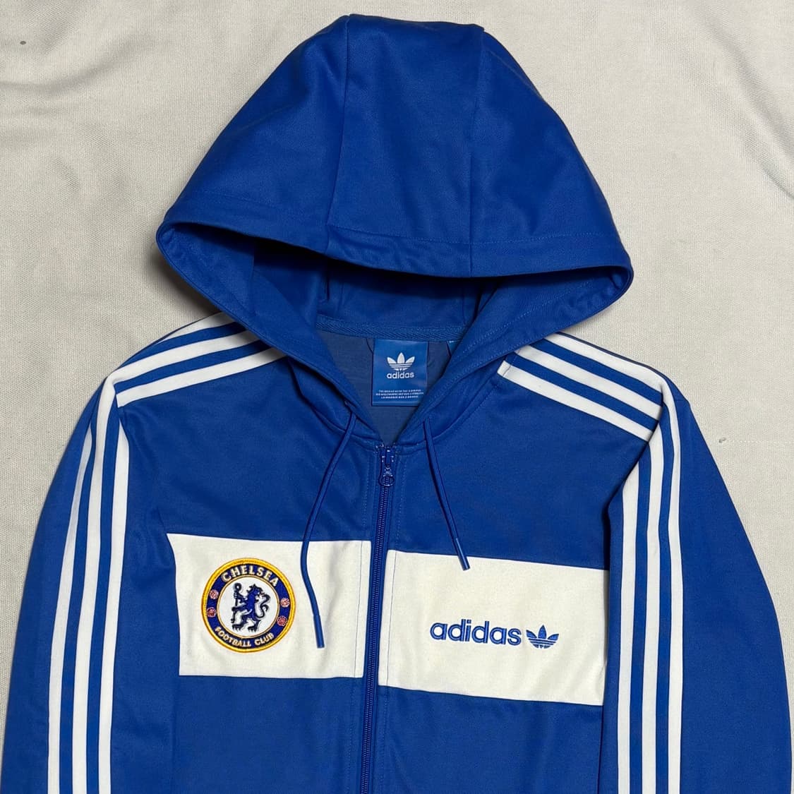 95 아디다스 첼시 블루 화이트 배색 후드 트랙탑 상품이미지1