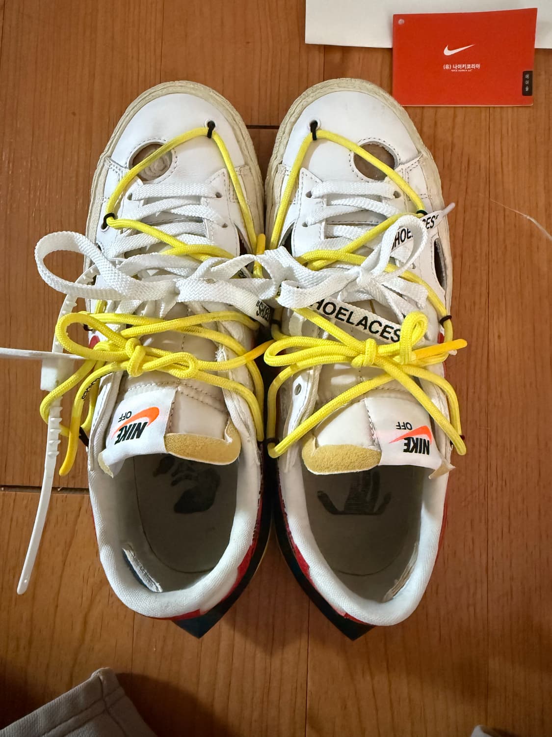 나이키 x 오프화이트 블레이저 로우 77 상품이미지5