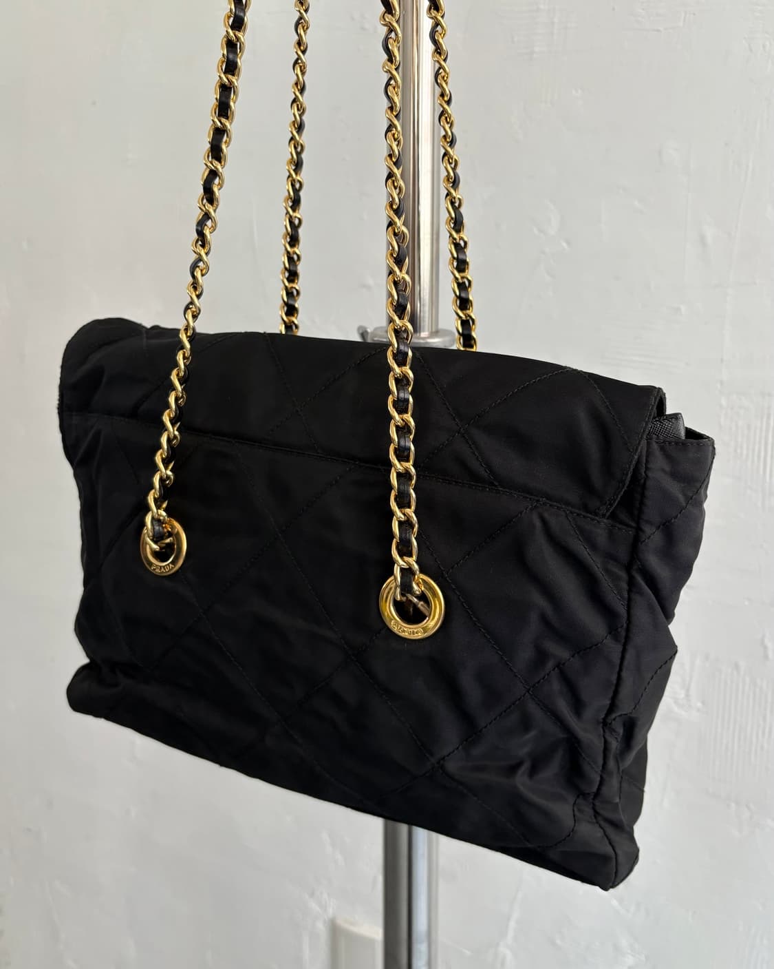 Prada 프라다 블랙 리나일론 퀄팅 체인 숄더백 상품이미지7