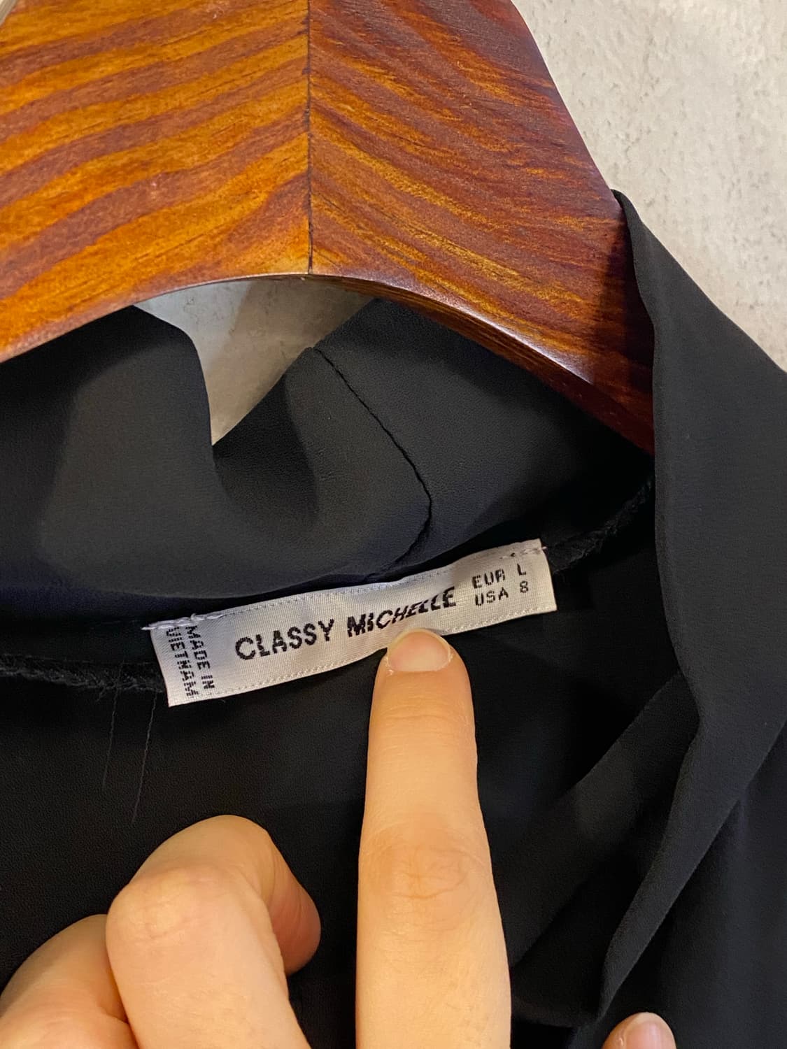 Classy michelle 블랙 블라우스 L 상품이미지5