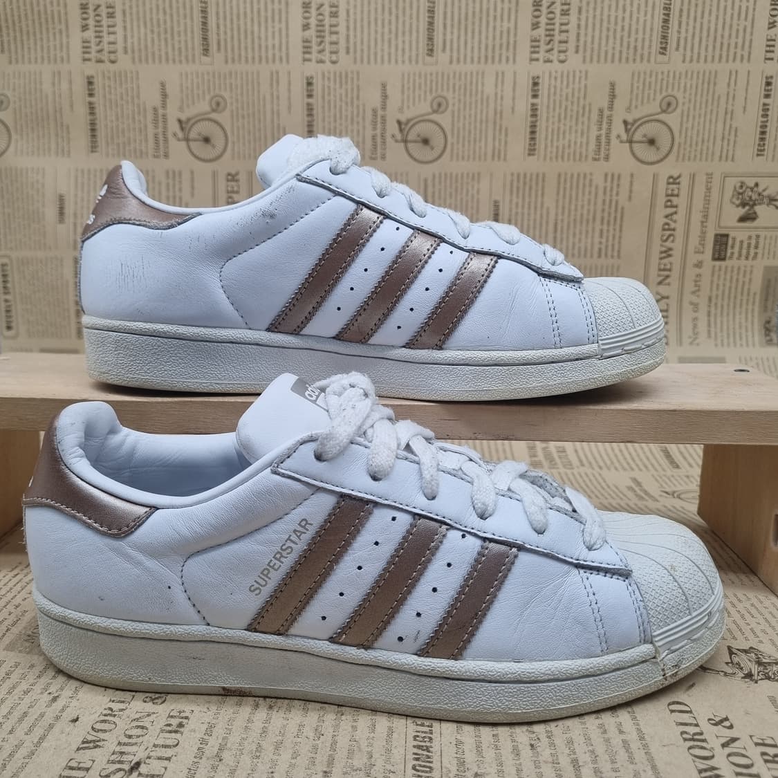 아디다스 슈퍼스타 화이트골드 여성스니커즈240 상품이미지1