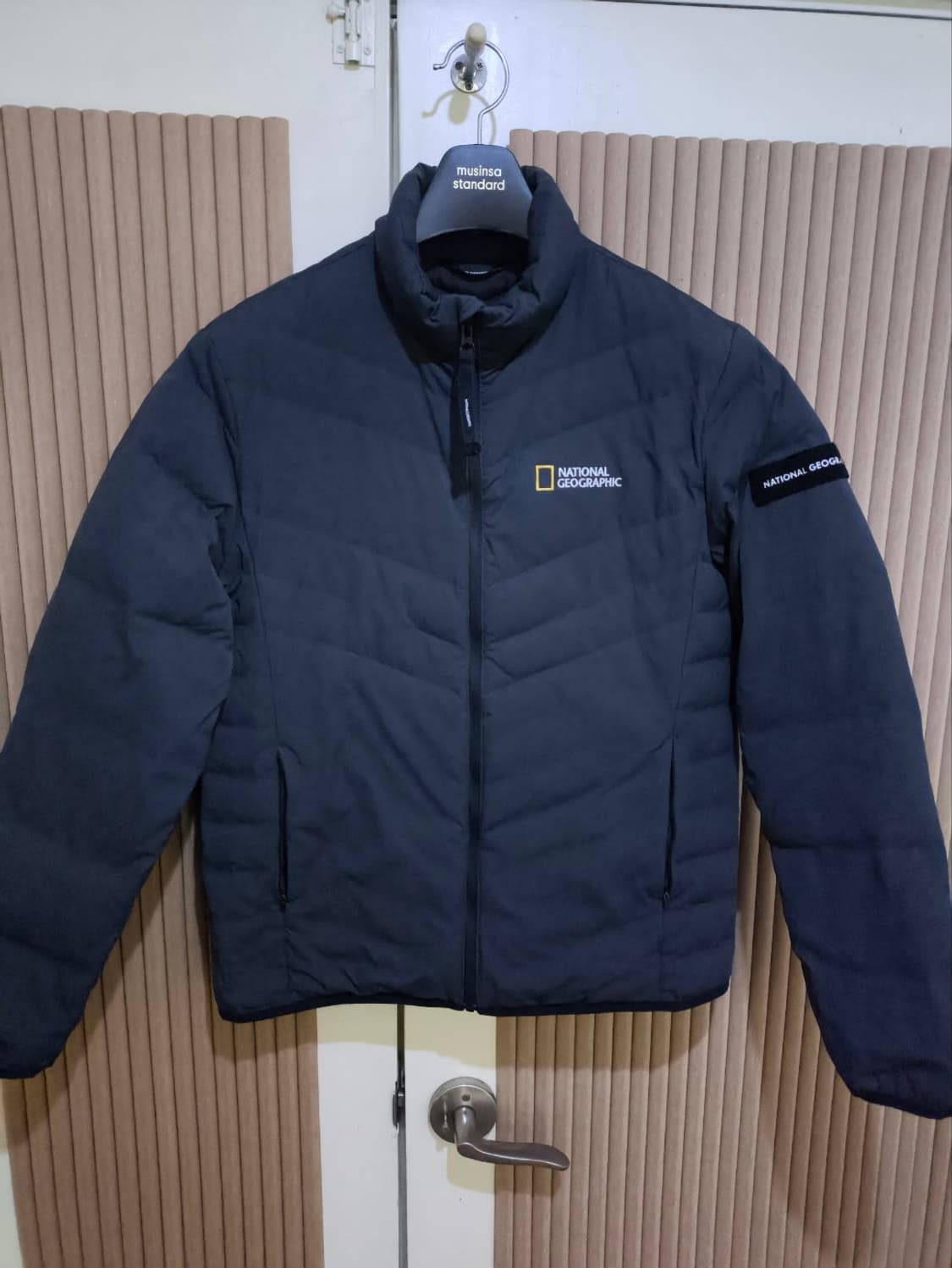 100 내셔널지오그래픽 덕다운 경량패딩 상품이미지1