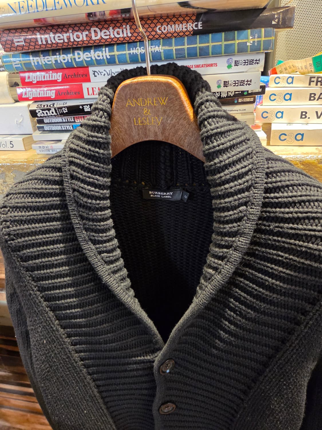 버버리 블랙라벨 숄칼라 카디건  상품이미지8