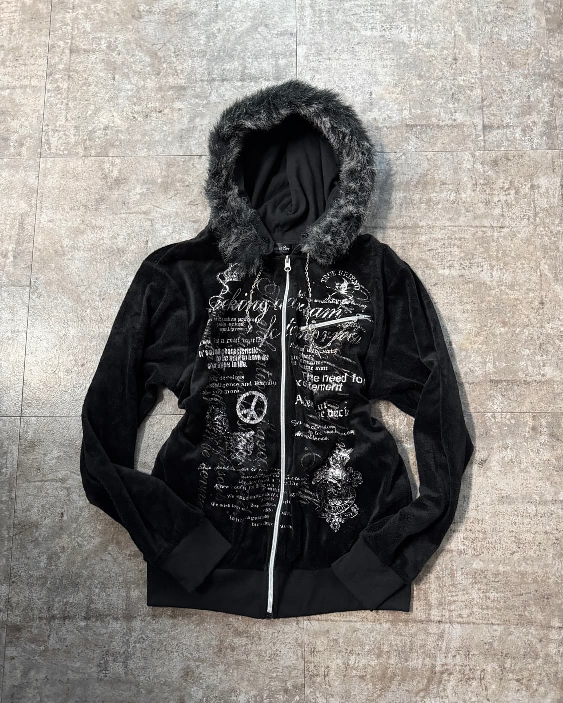 펑크 디테일 퍼 탈착 벨루어 후디드 집업 상품이미지1