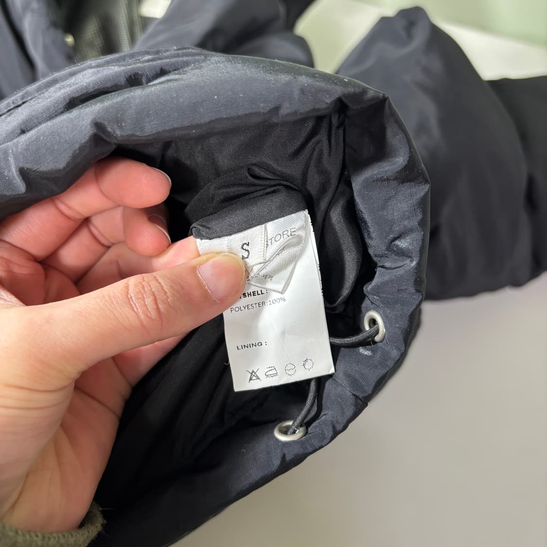 우먼FREE 라퍼지스토어 블랙 푸퍼 숏패딩 상품이미지5