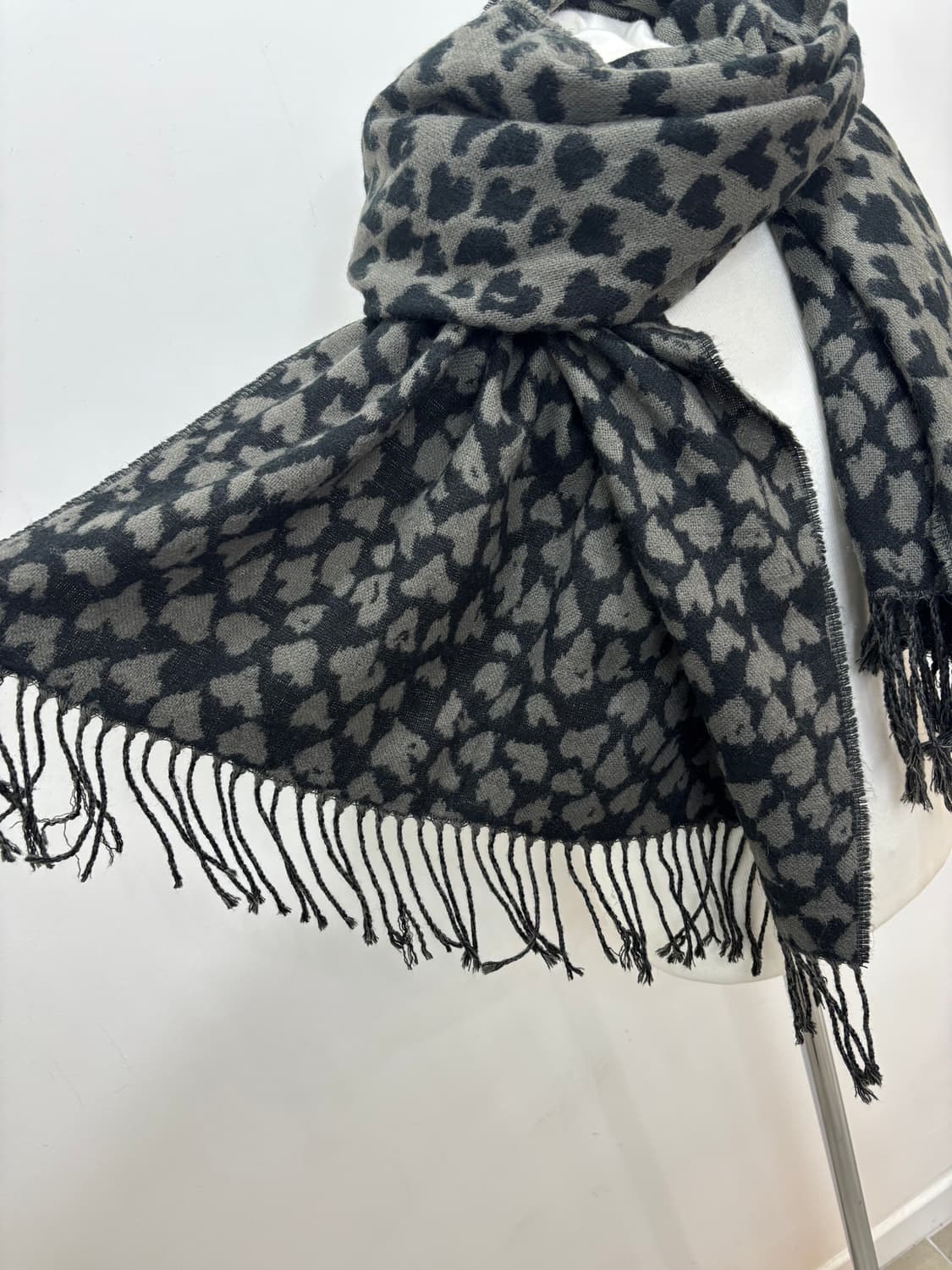 블랙 호피 레오파드 하트 머플러 목도리 상품이미지6