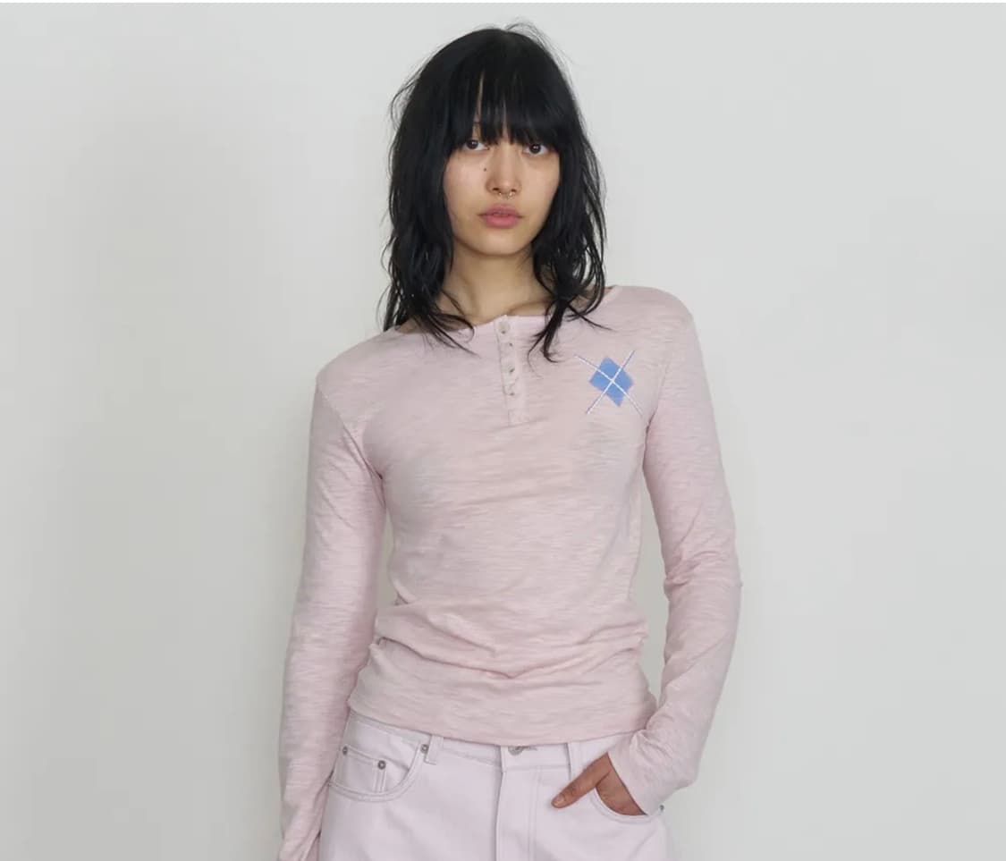 오들리워크샵 Argyle Henley Tee, Blush 상품이미지1