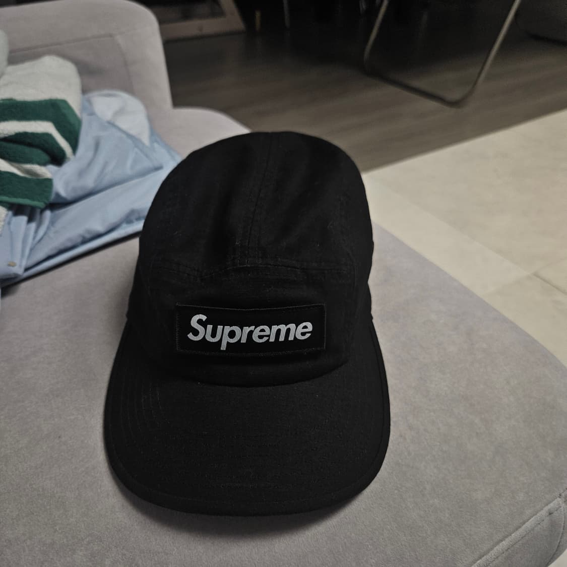 슈프림 밀리터리 캠프캡 블랙 23FW 팝니다. 상태좋음 상품이미지2