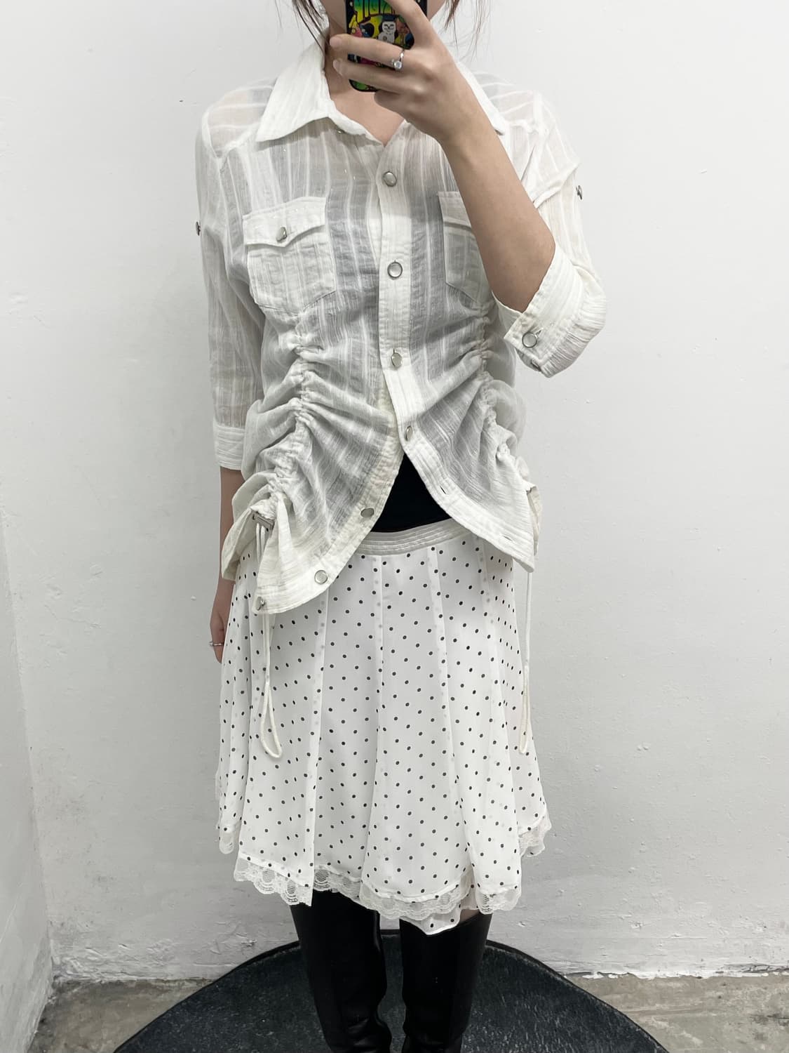 화이트페어리 셔링 버튼 셔츠 상품이미지2