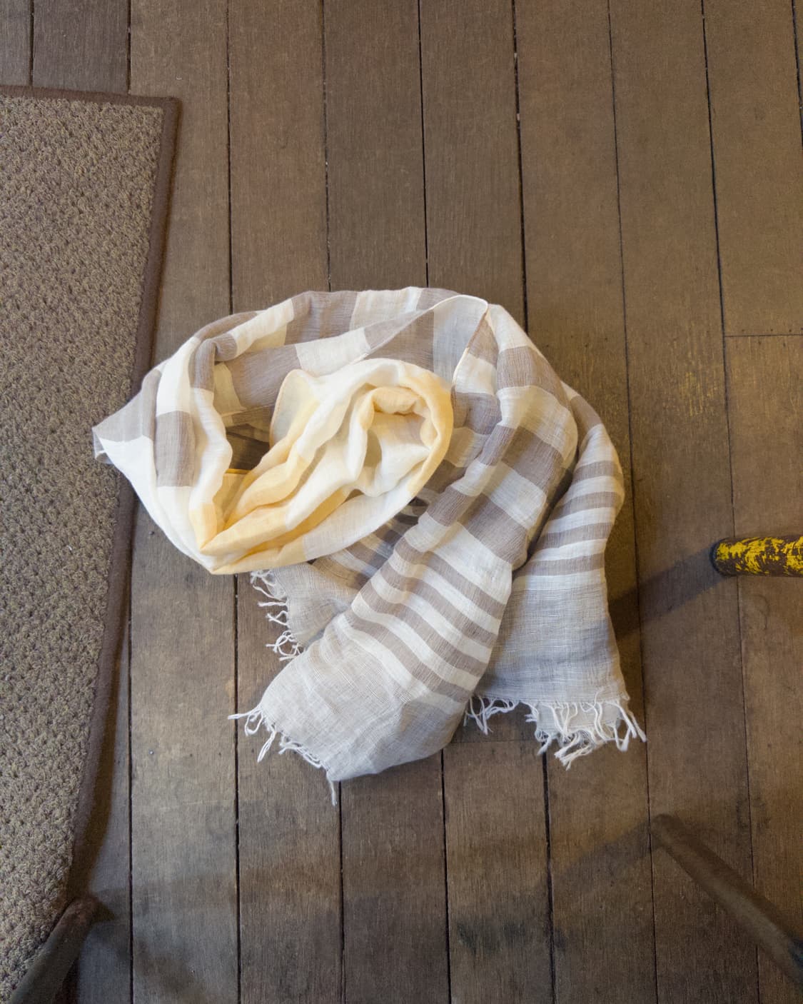 [PROFUOMO] thin cloth viscose muffler 상품이미지1