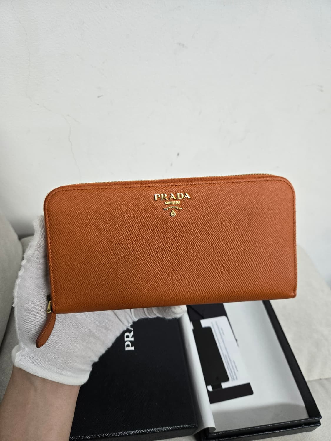 [보증서 정품] 프라다 사피아노 지퍼 장지갑 상품이미지6