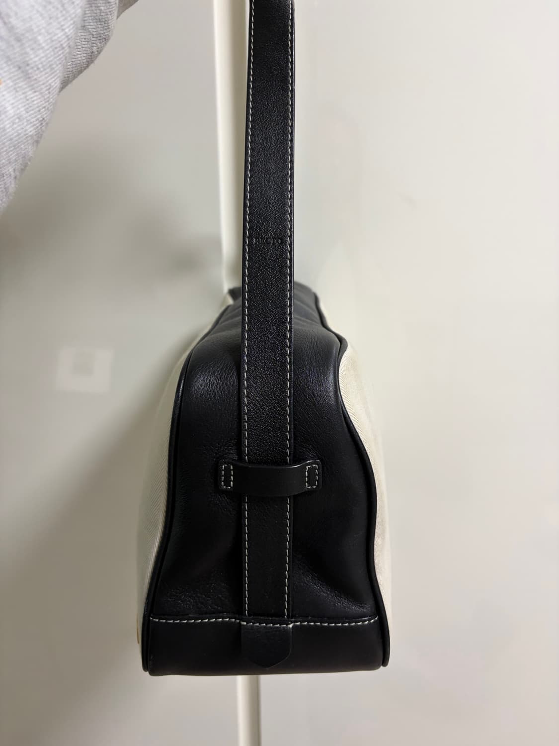 렉토 숄더백 상품이미지4