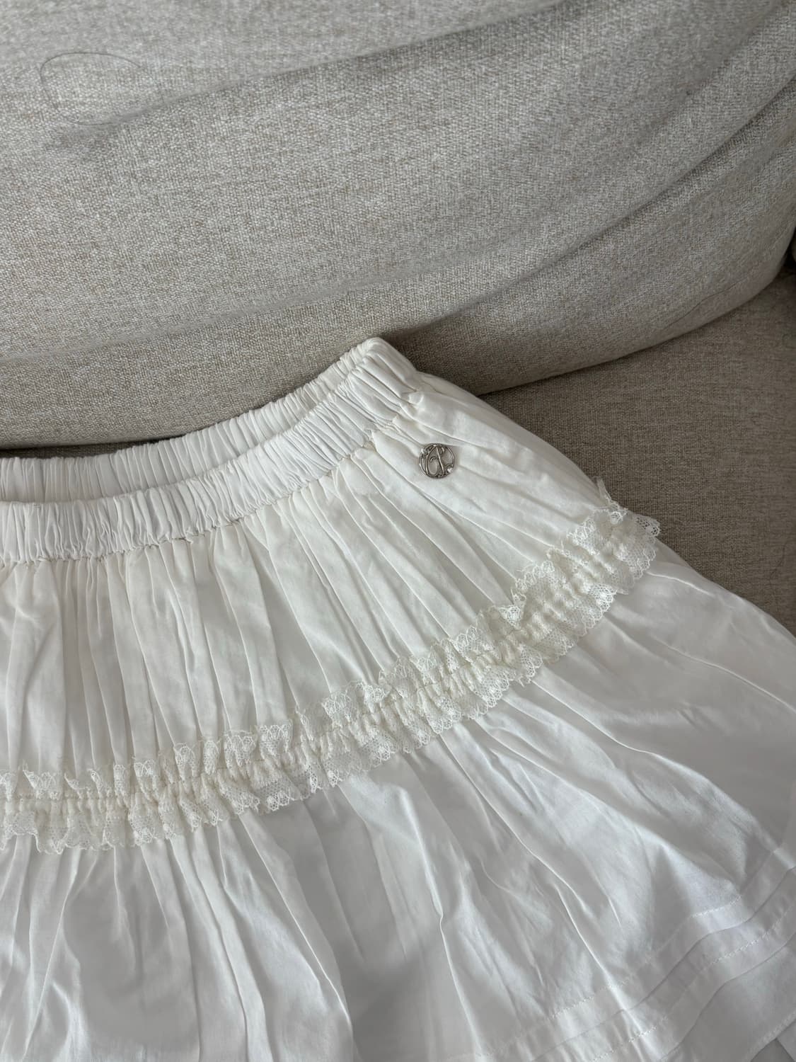 페인오어플레져 ARIEL TIERED SKIRT white 상품이미지4