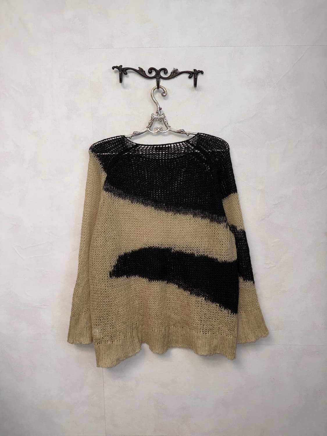 The Open Product Abstract Print Knit Top 상품이미지3