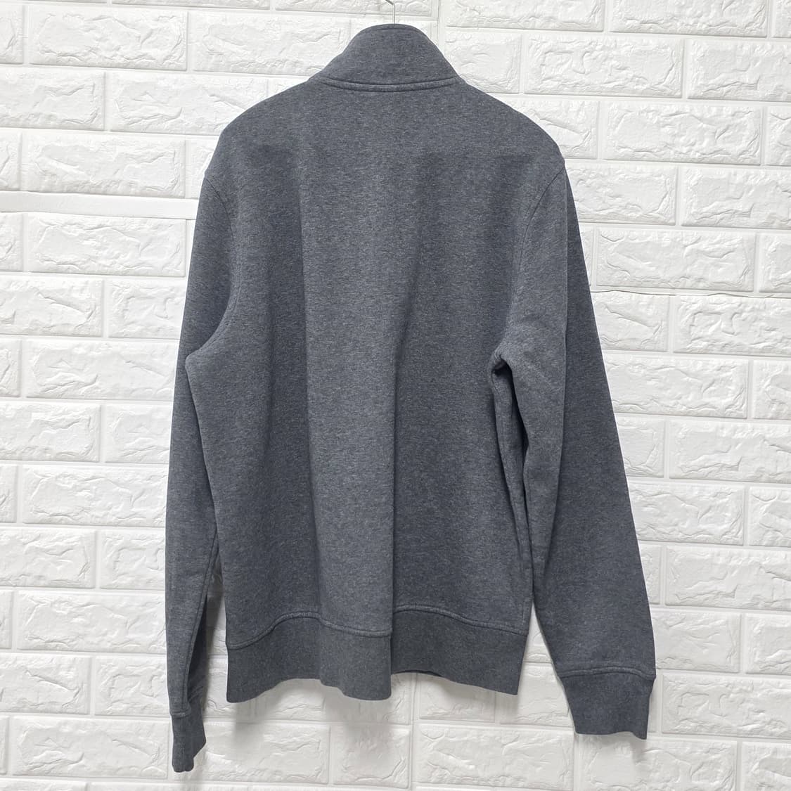 택포_ 마이클 코어스 반집업 맨투맨 L 차콜 상품이미지4