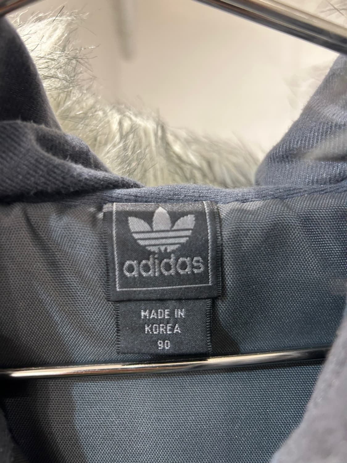 아디다스 후드 퍼 덕다운 패딩 상품이미지3