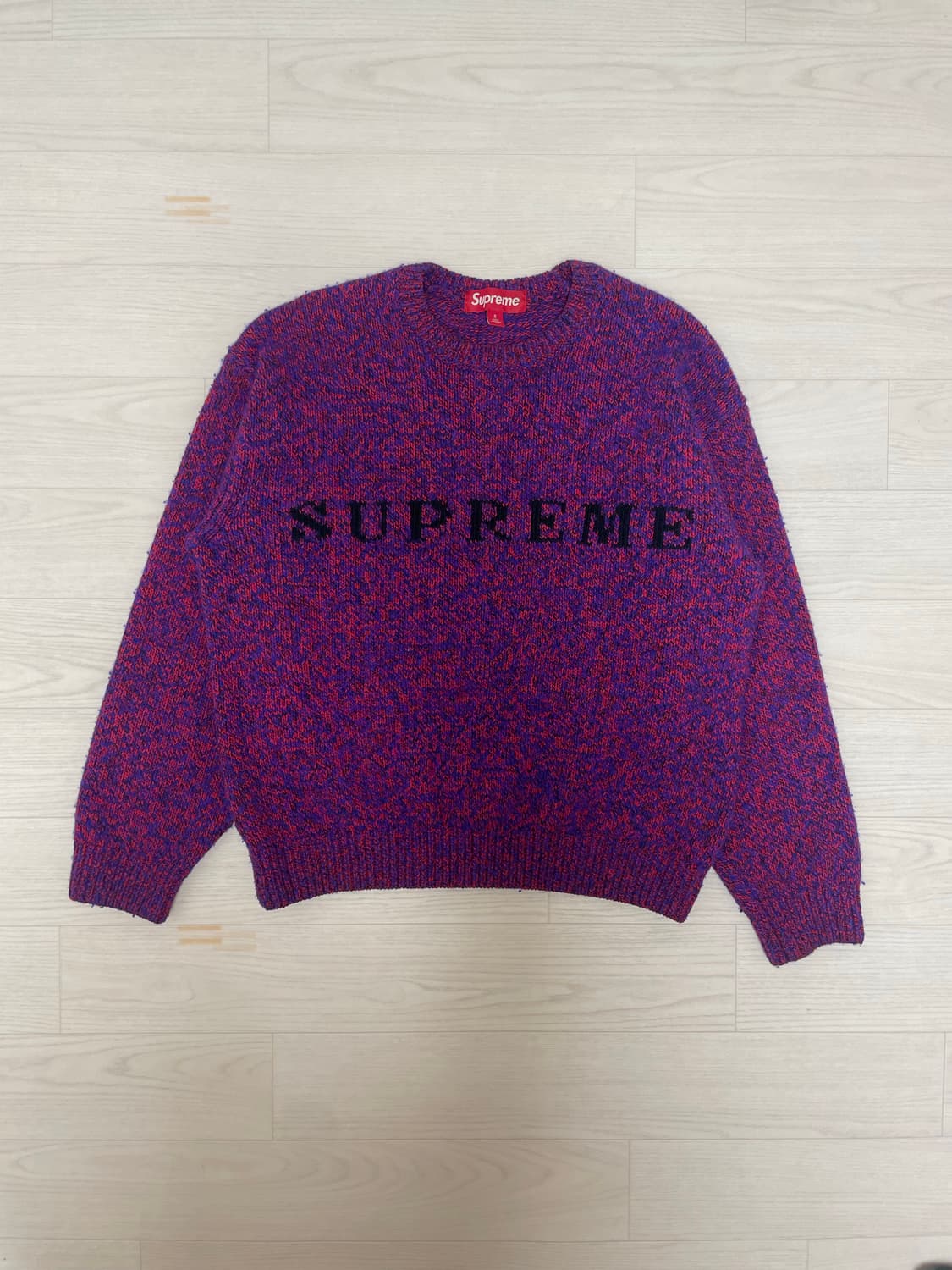 슈프림 로고 스웨터 상품이미지1