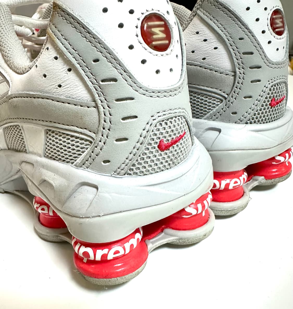 나이키 x 슈프림 샥스 라이드 2 SP 화이트 265mm 상품이미지3