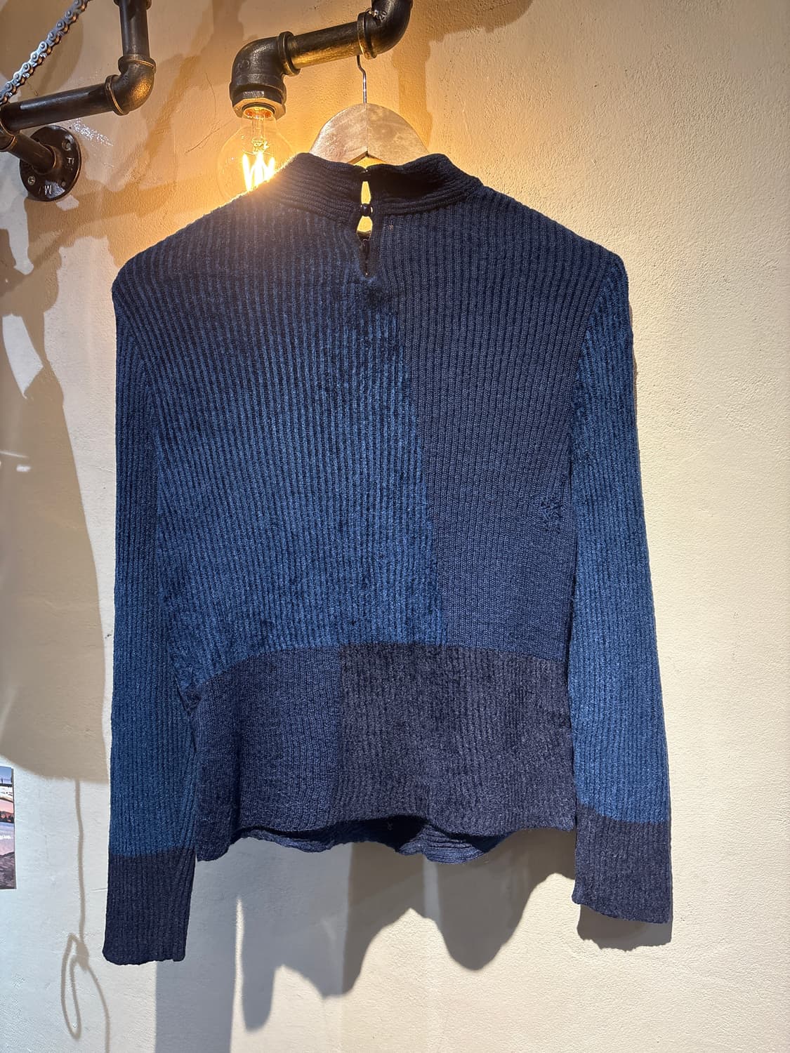 JPN 네이비 사선 언발란스 니트 상품이미지3