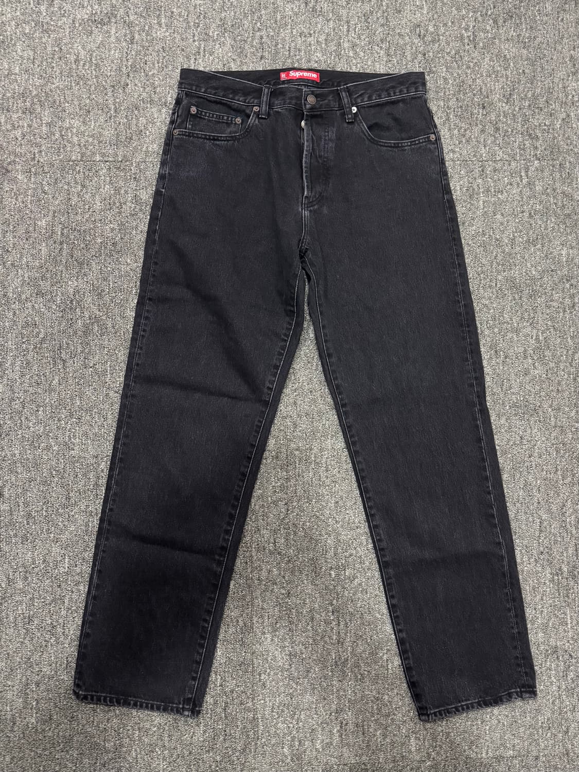  25 FW) 슈프림 블랙워시드 레귤러 데님 32  상품이미지3