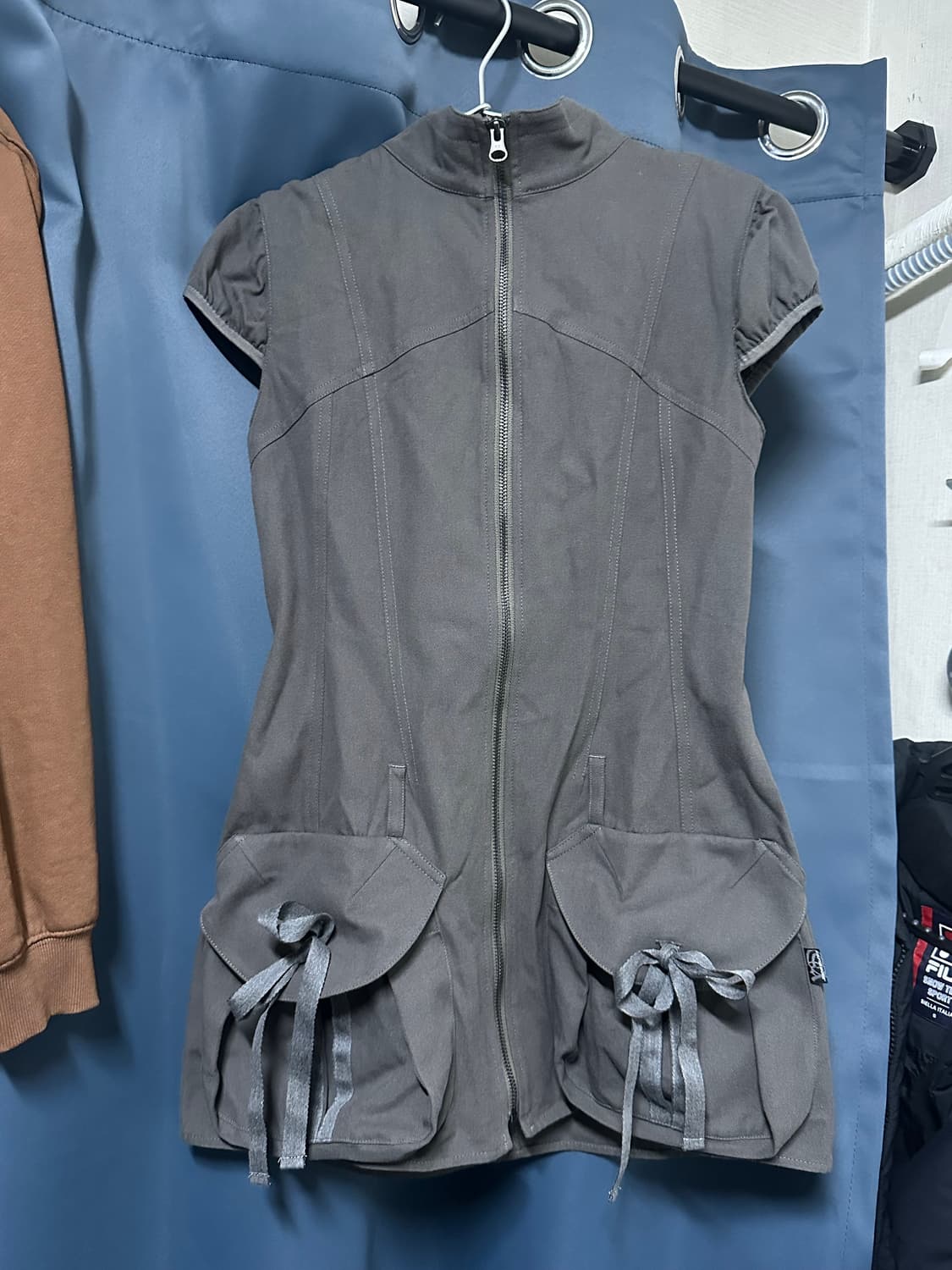 스컬프터 집업 드레스 상품이미지3